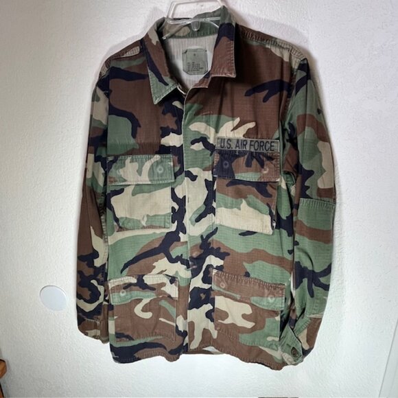 US Airforce Woodland Camo Button Front Jacket- Size S - Picture 10 of 10